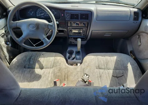 2001 Toyota Tacoma from USA, damaged, VIN 5TENL42N31Z770921